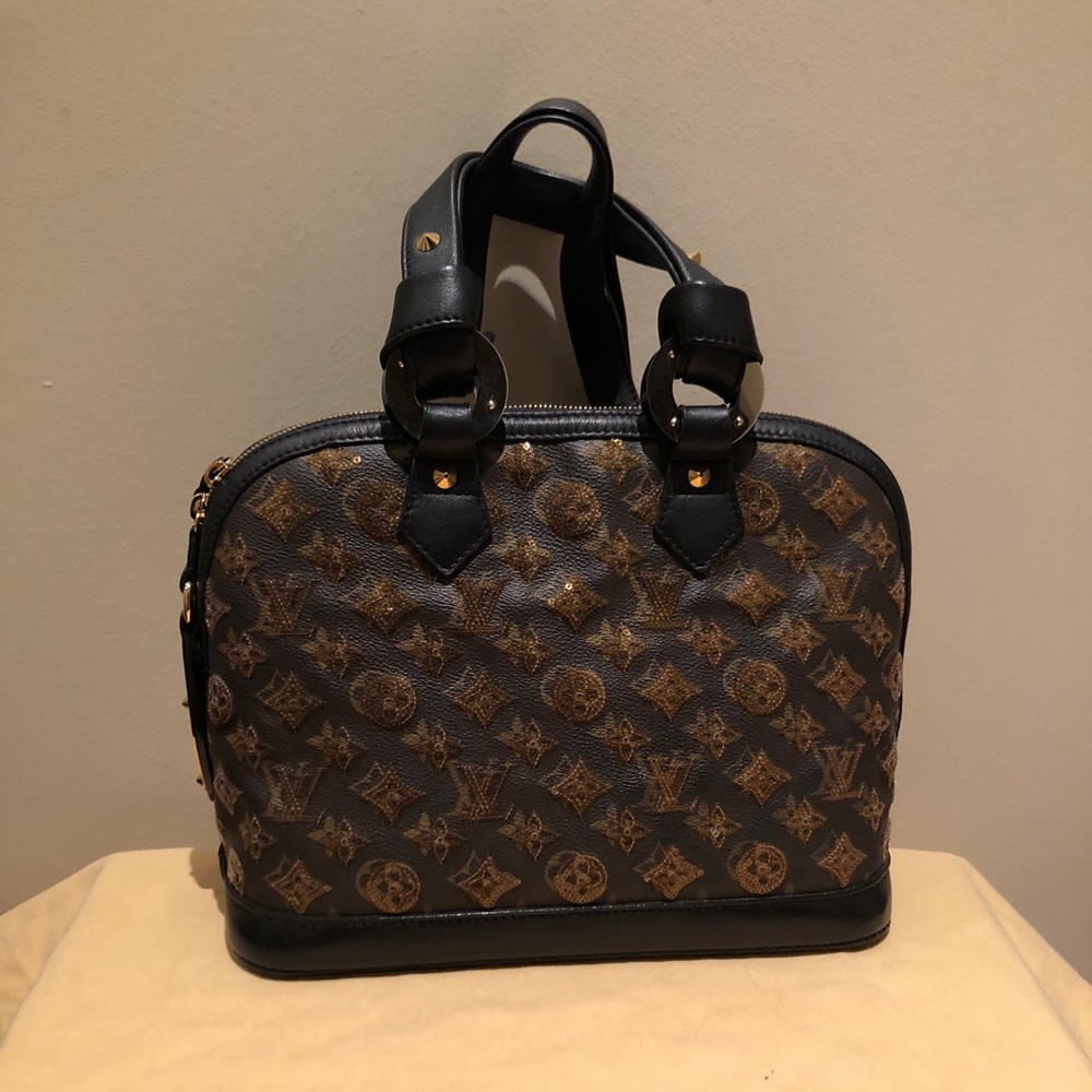 Limited Edition Amber Eclipse Alma sequin Bag